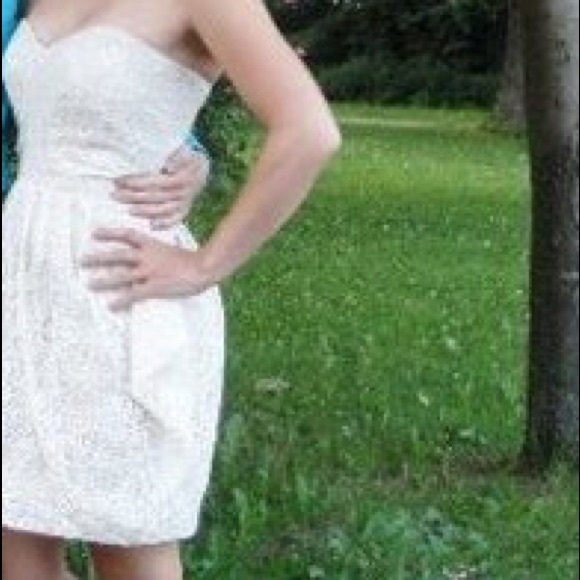 ASOS Dreamy Lacey Dress - Picture 4 of 4